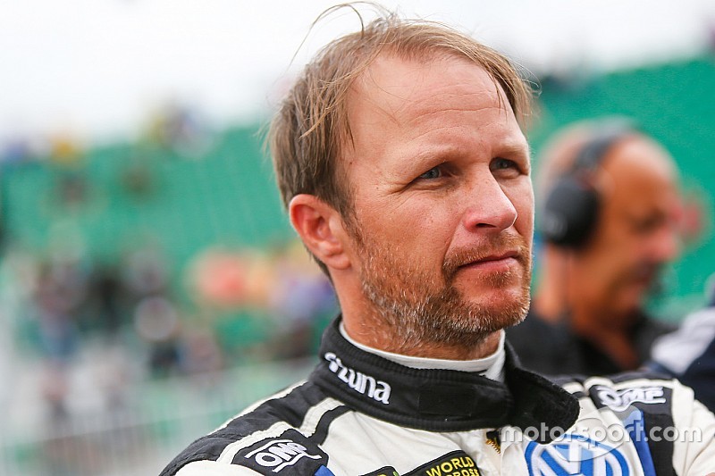 Solberg ha anche due costole rotte ed una contusione polmonare