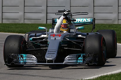 A Mercedes senkivel sem cserélné el az idei autóját vagy Hamiltont