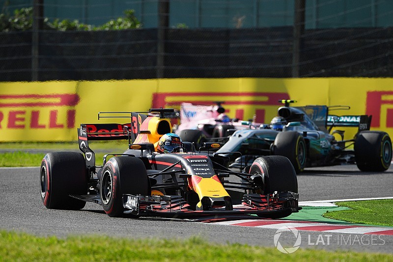 A Red Bull örülne, ha Rosberg intézne nekik egy kedvezményes Mercedes-motort