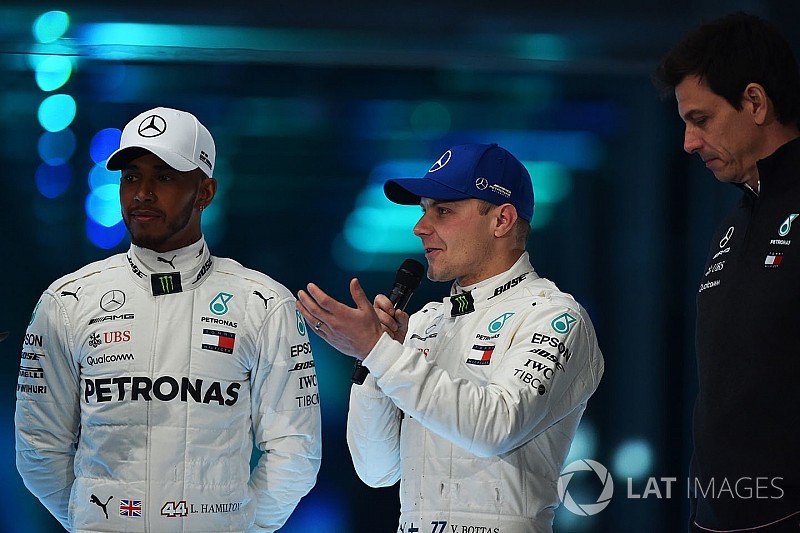 Bottas: Hamilton helyében aggódnék a csapattársa miatt