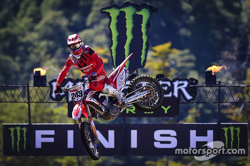Gajser y Jonass, sin rivales en Argentina; Prado sube al podio