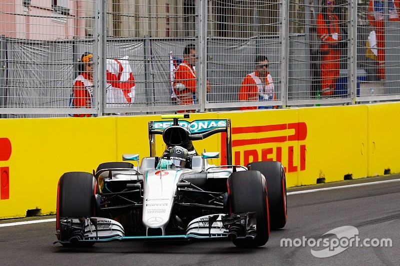 Analysis: How Hamilton was put in the shade by Rosberg's