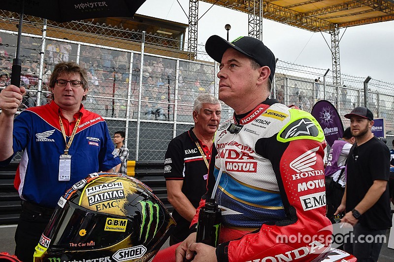 McGuinness sedih absen di Isle of Man TT