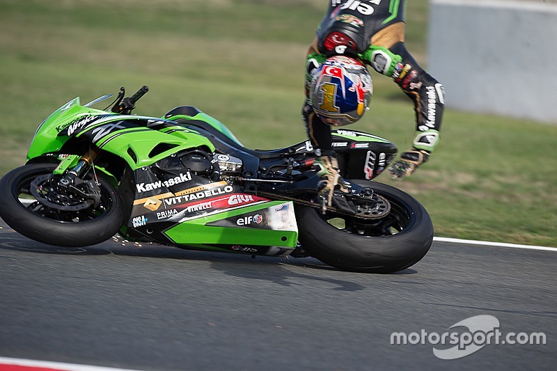 Fotostrecke: Der schwere Unfall von Kenan Sofuoglu