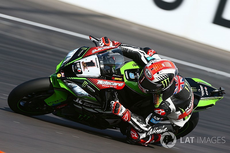 WSBK, Маньї-Кур: Рей утримав лідерство у другій практиці