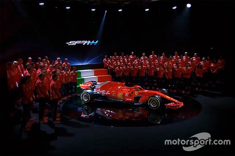 Ferrari SF71H show: passo più lungo inclinando le sospensioni