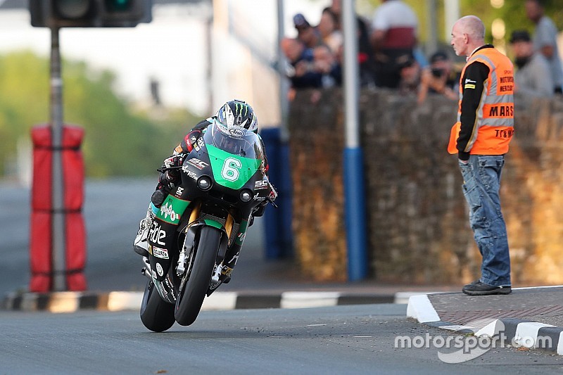 TT 2018: Michael Dunlop da record sulla Paton