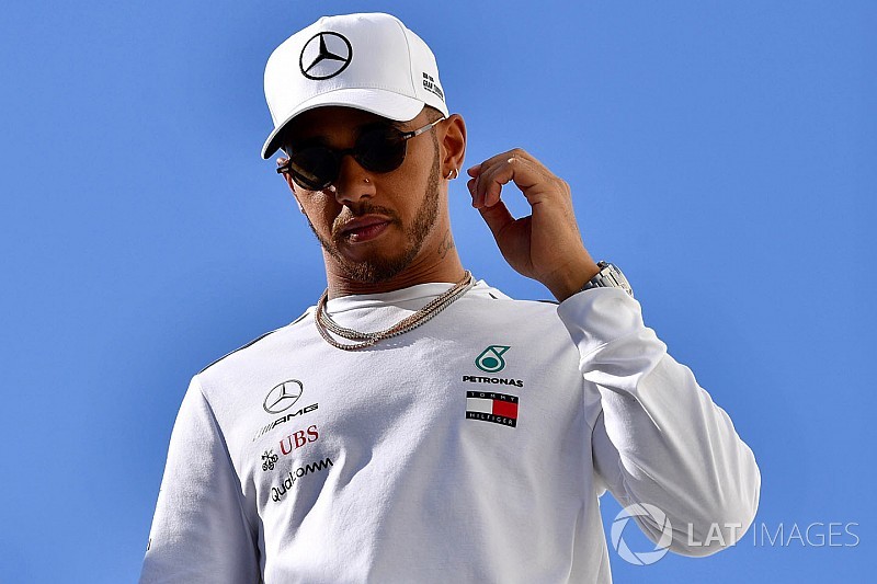 Ecclestone: Hamilton yarış pilotu gibi görünmüyor