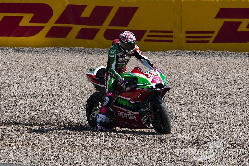 Aleix Espargaro mist Duitse Grand Prix na harde crash in warm-up