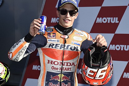 Marquez doesn't need "motivation" of switching teams