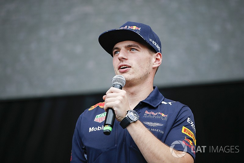 Mercedes muestra indiferencia ante la renovación de Verstappen