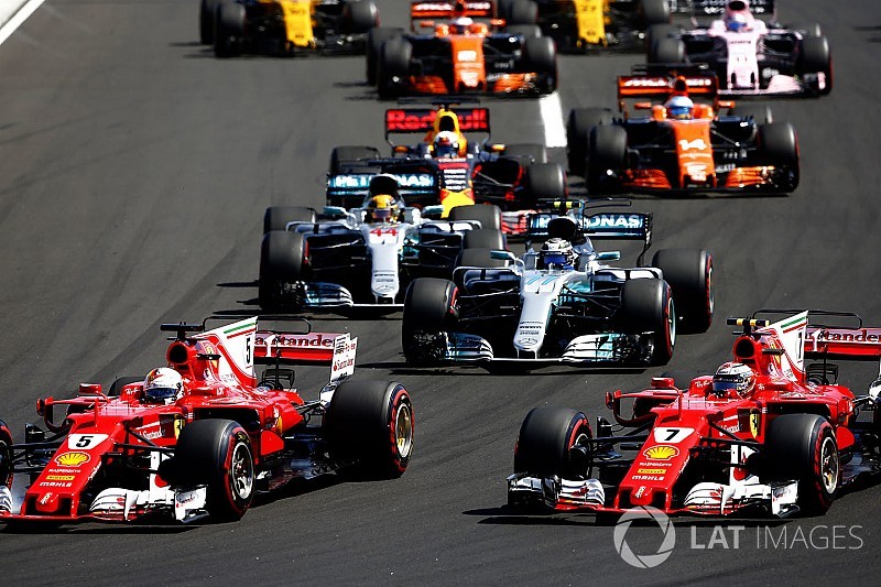 Mercedes terlalu banyak kehilangan poin - Hamilton