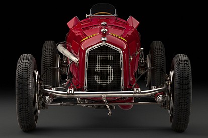 Une Alfa Romeo de la Scuderia Ferrari est en vente