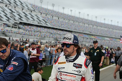 Fernando Alonso, contento por estar en las 24 Horas de Daytona