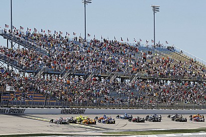 2019 Iowa IndyCar race switches back to Saturday evening