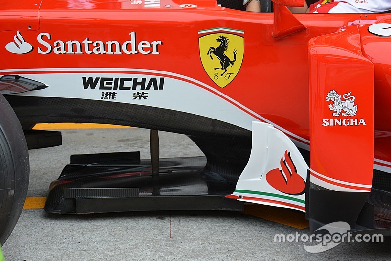 Ferrari: le paratia del T-tray adesso sono state allungate