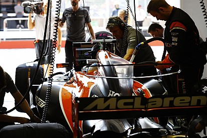 VIDEO: McLaren nyalakan mesin Renault di mobil MCL33