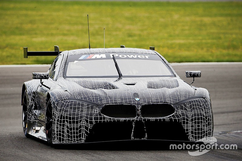 VÍDEO: estreia da BMW M8 GTE em teste de pista