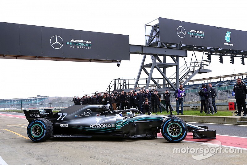 Новая машина Mercedes: все фотографии с обкатки и презентации