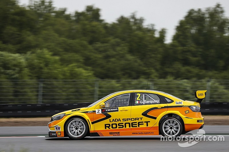 WTCC у Москві: Тарквіні виграв першу гонку, у Lada – переможний дубль
