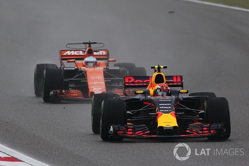 Verstappen tiene un “sexto sentido” en mojado, dice Horner
