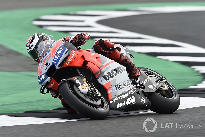 Biaggi sobre Lorenzo: “Un campeón, aunque cambie de moto, sigue siendo un campeón”