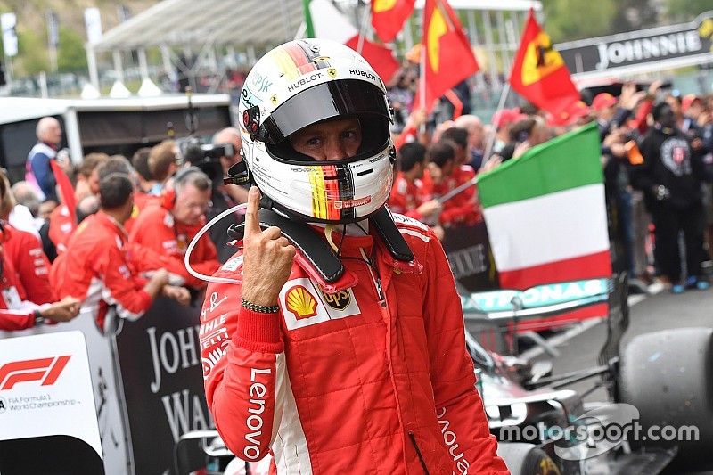 Course - Vettel surprend Hamilton après le chaos du départ