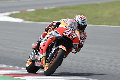 Marquez rapste in eerste training Assen, crash voor Lorenzo