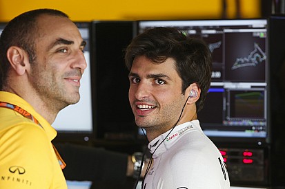 Renault destaca el "extraordinario" debut de Sainz