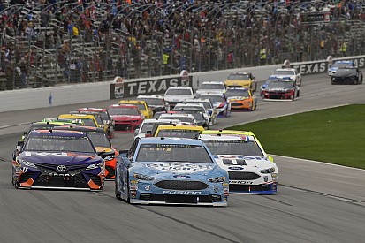 NASCAR admits it should have penalized Harvick at Texas