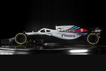 Vergelijk de Williams FW41 met de 2017-bolide