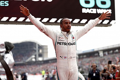 Hamilton: "Ho capito che potevo vincere quando ha cominciato a piovere"