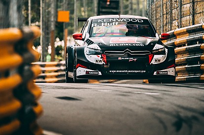 WTCC Macao: Rob Huff fährt in chaotischem Qualifying auf die Pole-Position