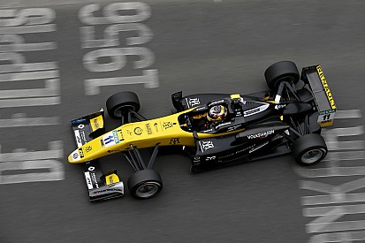 Pau F3: Fenestraz survives collision to claim maiden win