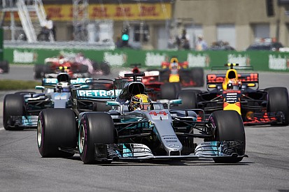 У Mercedes остались вопросы к собственной машине