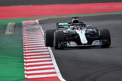 Хэмилтон: Mercedes W09 определенно быстрее прошлогодней машины