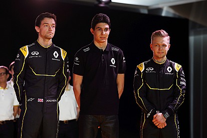 Магнуссен подтверждён в качестве призового пилота Renault