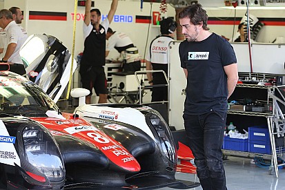 Alonso logs first Toyota LMP1 miles in Bahrain