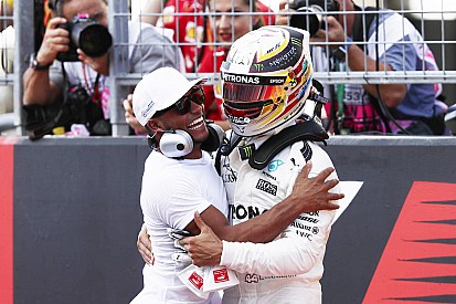 GP Amerika: Hamilton klaim pole Austin, Vettel start P2