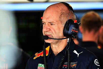 Newey resta in Red Bull: la Renault non lo insegue e punta sul suo gruppo tecnico