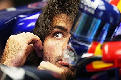 Óriási pénzt kap Sainz a Renault-nál: sztárgázsi közelében a spanyol