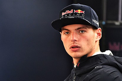 Verstappen continuará con Red Bull hasta 2020