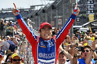 Indy 500: Sato juara di balapan yang berat untuk Honda