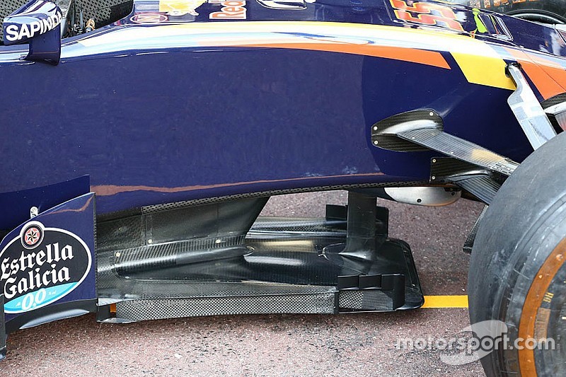 Toro Rosso: Kvyat è sotto inchiesta per la flessione del T-tray
