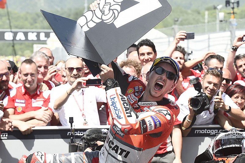 Honda, Lorenzo ile iki yıllığına anlaştı!