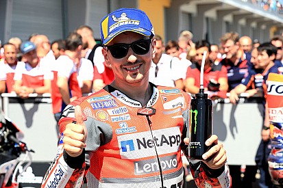 Tekad Lorenzo sudahi sejarah bagus Marquez