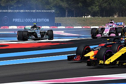 Mercedes: Bottas perdeu 5% de downforce após toque de Vettel