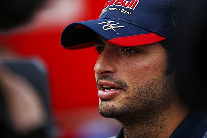Sainz tetap bungkam meski drama mesin segera berakhir