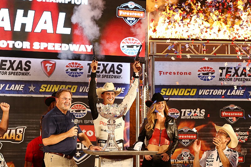 Rahal steals sensational victory from Hinchcliffe