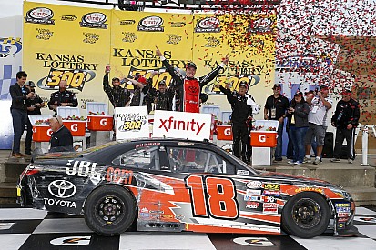 Bell scores first Xfinity victory, angers teammate with winning move